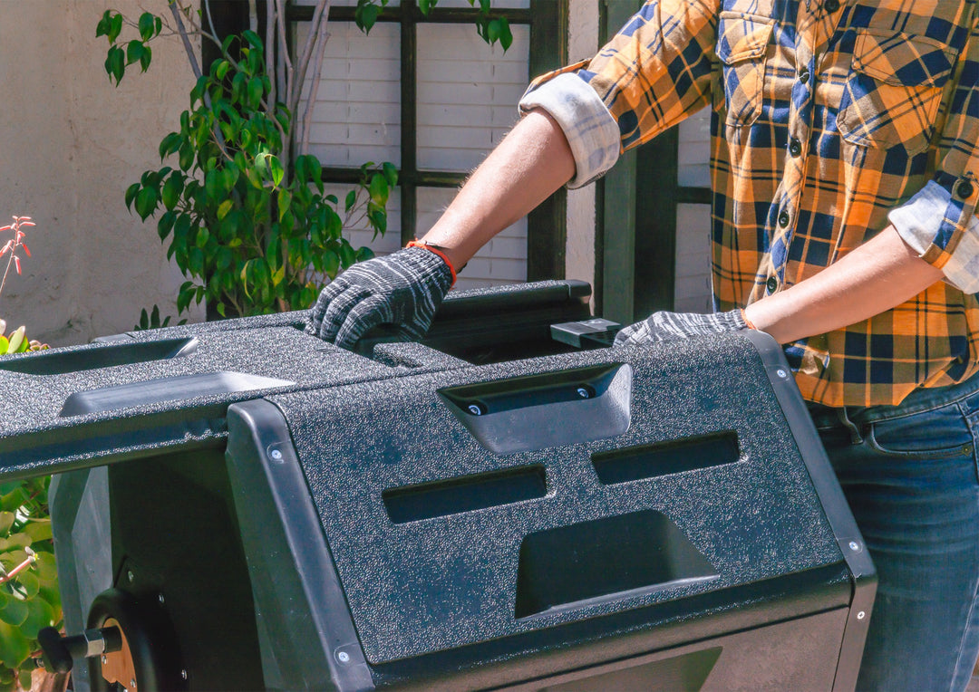Insulated 30-gallon Compost Tumbler